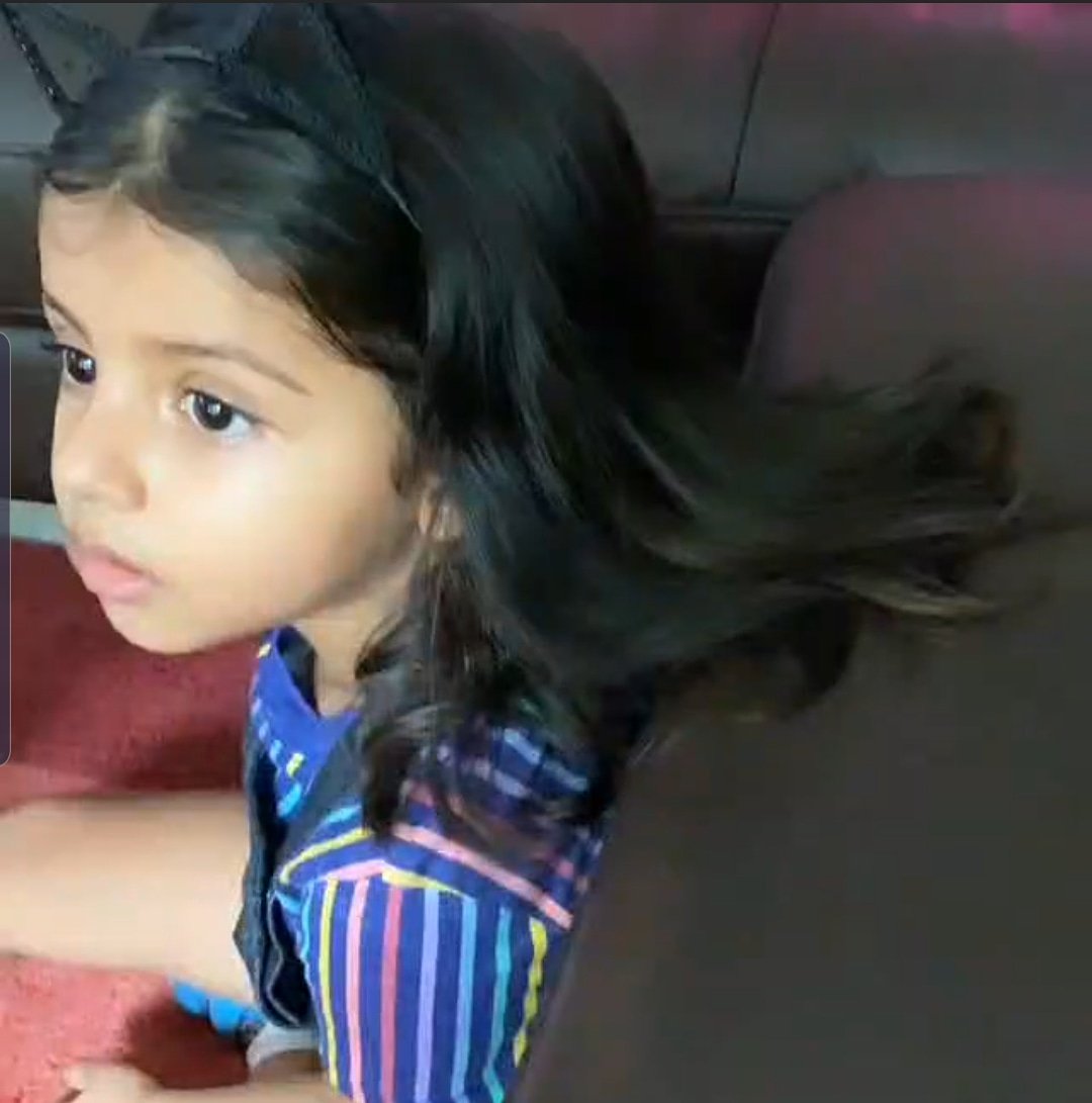 Raina_World's tweet image. Cuteness 💕 #GraciaRaina @ImRaina @_PriyankaCRaina #sureshraina #sureshraina3 #priyankaraina