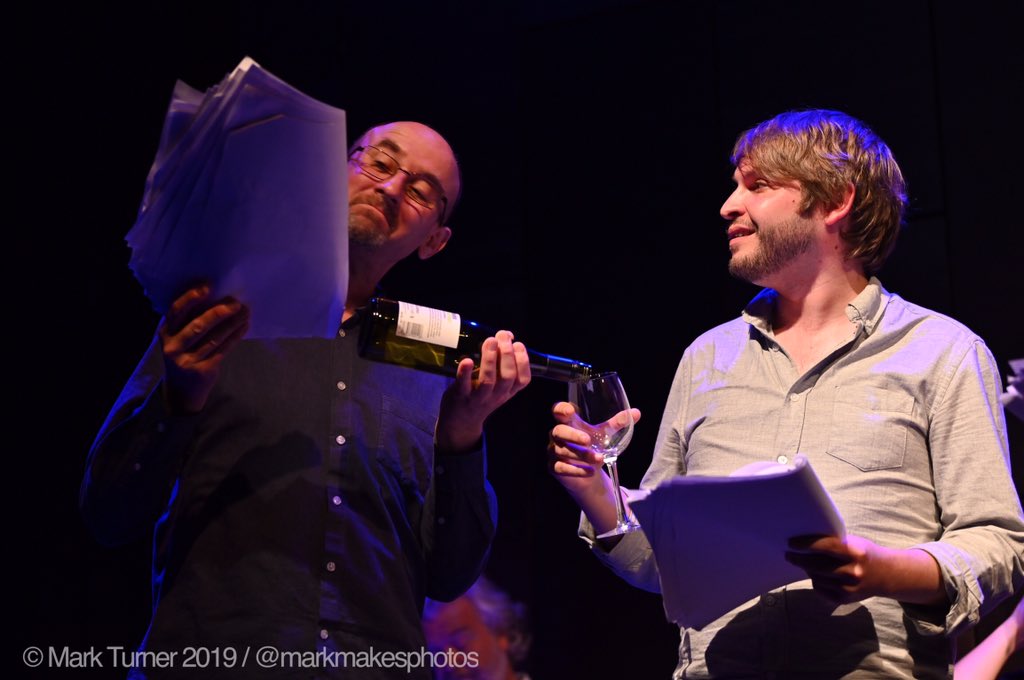 MarkMakesPhotos's tweet photo. More photos from the reading of @1JohnWarrington #NewMusical #LivingTheDream @LiveDream_Play at @TheOtherPalace on Wednesday: @johncraggsactor - Reporter, @robinelliott - Barman, #DanielLeith - George. Photos by @MarkMakesPhotos all rights reserved. #TheatrePhotography #London 4/ https://t.co/Q0v17hzUXa