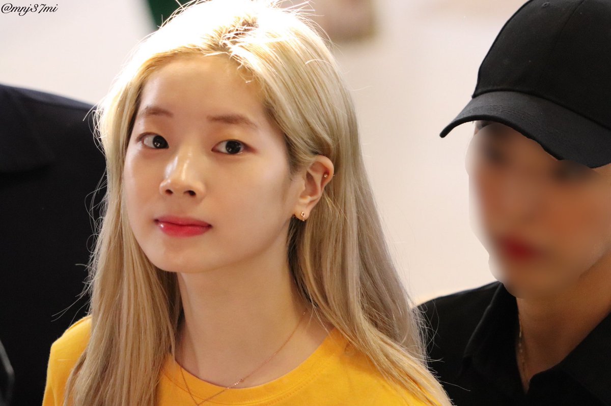 dahyunniepics's tweet photo. 190825 https://t.co/CVUlrtcWzH