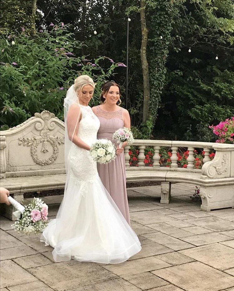 amynobleXO's tweet photo. We had the most perfect wedding day 🥰 #Wedding #August30th #bride #groom #bridesmaid #RamsideHall #YAPdress #YAP https://t.co/FmyV2Msk3O