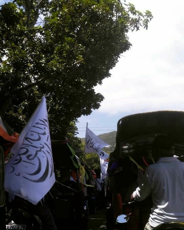 AhmadRoswati's tweet photo. Persatuan umat di bawah naungan Khilafah adalah harapan seluruh muslimin #MomentumHijrahSyariahKaffah #WeWantKhilafah #KhilafahWillBeBack #HijrahMenujuIslamKaffah #FAAJ https://t.co/iAlIzNvcQ5