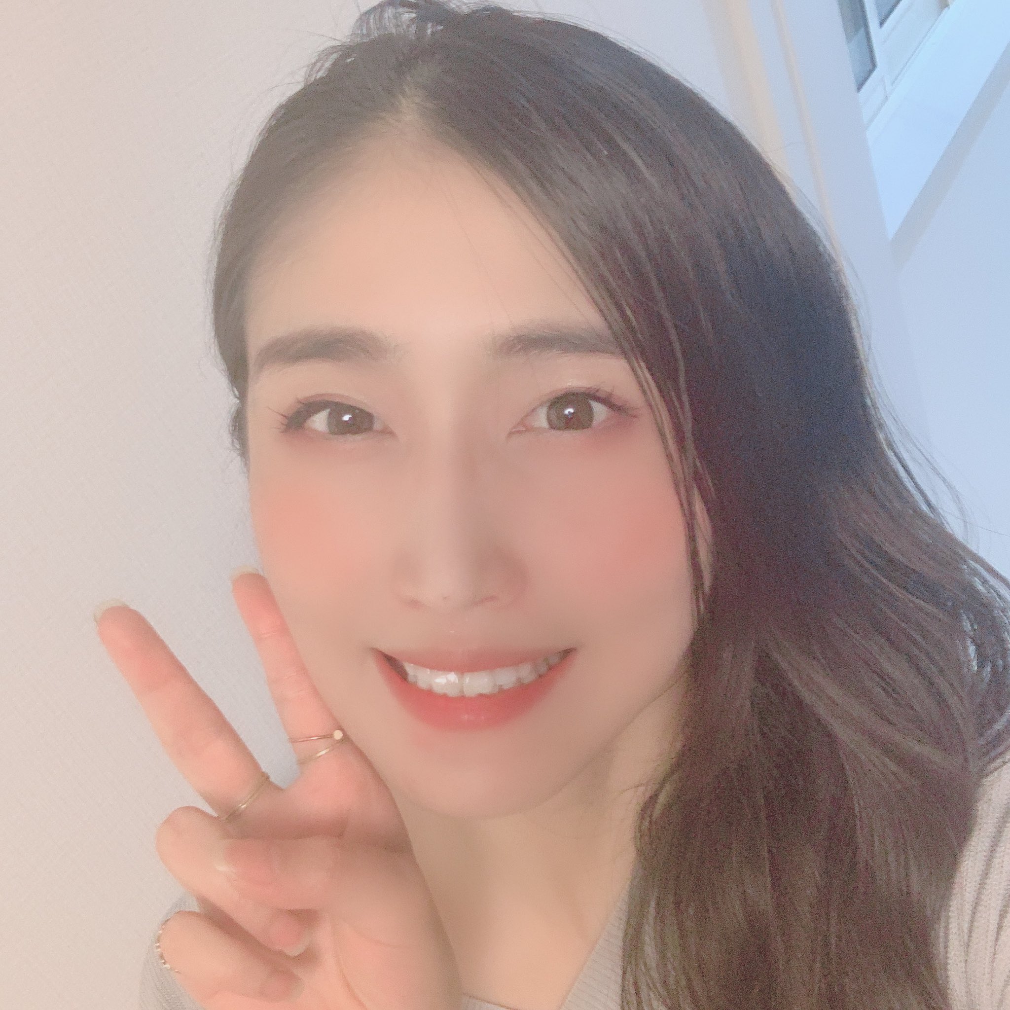 تويتر 峰なゆか على تويتر なゆ助だよ 昔から女友達より男友達といるほうが楽 昔馴染みの男友達に彼女ができたら え こんなアホと付き合ってくれるんだ なんかあったら遠慮なくフッちゃっていいから 笑 てゆーかさー スカート短くない 私