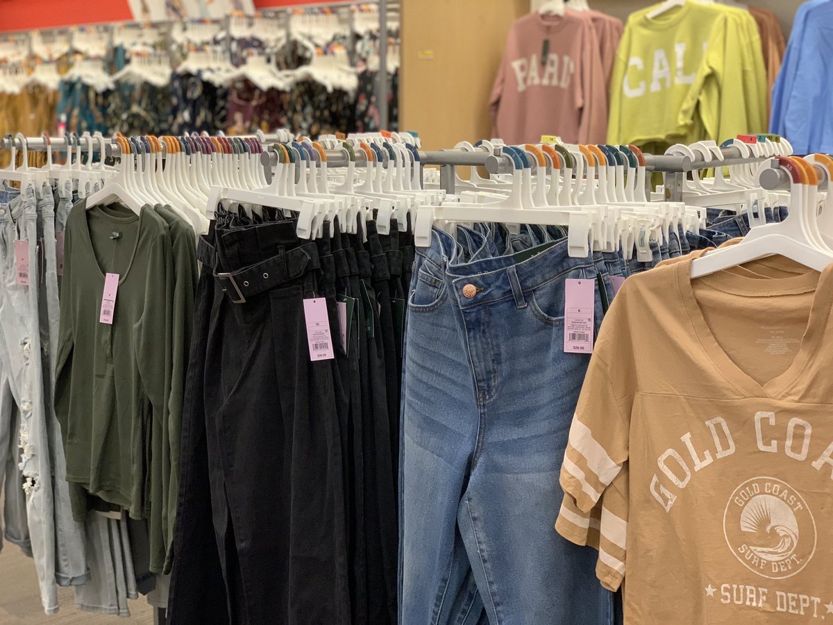 Wild Fable and Xhilaration new VMG set. Shout out to my style team for getting an early start. Looks amazing 🤗 #makingitright #standards #colorizationonpoint #sizingonpoint <a href="/Eustolio/">Eustolio Calderon</a> <a href="/salamlazkani/">salamlazkani</a> @KTLove812 @tracyacurry1 <a href="/mariahjsalas/">Mariah Salas</a>