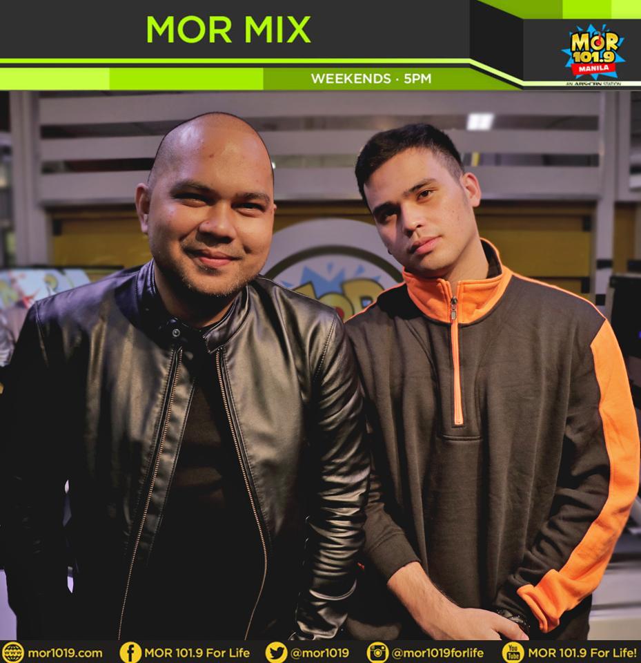 MORentPH's tweet photo. It's happy Linggo! With @mor1019digong and Kim Bo! #ProudBisdak reprezzzent! Ano kaya ang bago nating word sa Bisdaksyonary? Alamin 'yan dito lang sa #MORMix!
Live via https://t.co/P9Y86MTmsJ. https://t.co/KsgeNQXeqa