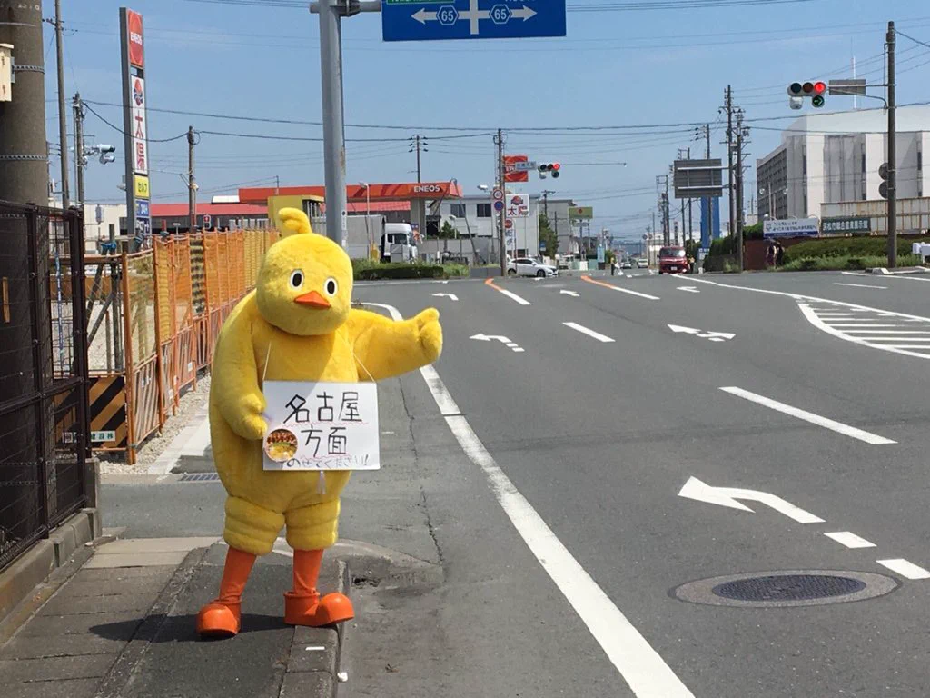 乗せたら殺られそうwwwヤバすぎるヒッチハイカーが見つかるwww