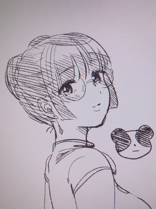 丸眼鏡はマスト👓 