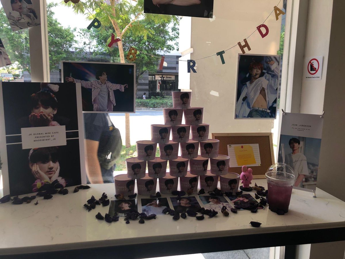pearlysed's tweet photo. 💜thanks guys❤️😭🙏🥺 @madein1997_jk @headliner_jk @JKDAY0901 #maJKshop #JUNGKOOKBIRTHDAY2019 #AlwaysBeHappyJK #HAPPYJKDAY #HappyJungkookDay #JUNGKOOK #1stSeptemberMiracle #Already23yearsOld #AlwaysWithYouJungkook https://t.co/368EbquKTM