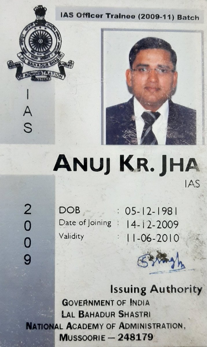 anujias09's tweet photo. Completed 10 yrs in IAS yesterday. Never realised it's going so fast. I am thankful to my Gods and elders for the blessings. Tried to do justice with my role, but must say I want to do much more. A big thank you to all seniors and colleagues. https://t.co/U1z1pQeWZX
