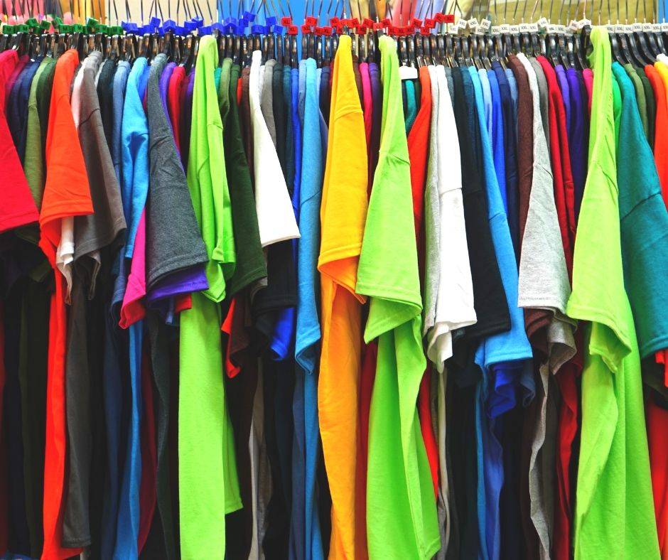 SPRING is on the way. Meaning Bright Colours are coming out. 

Are they taken care of ? 
#braamlaundry #laundromat #sockswashing #spring #september