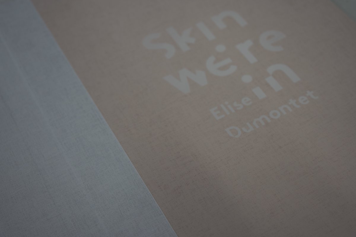 GFSmithpapers's tweet photo. 11th - 13th September, @elisebubble’s Skin We’re In Project will be at the #GFShowSpace with #MakeBook+ Frame. Student tours are taking place on the Thursday + Friday. If you are a student and you would like to attend, email our Make Specialist, Emma on eoliver@gfsmith.com. https://t.co/C085UyvMRY