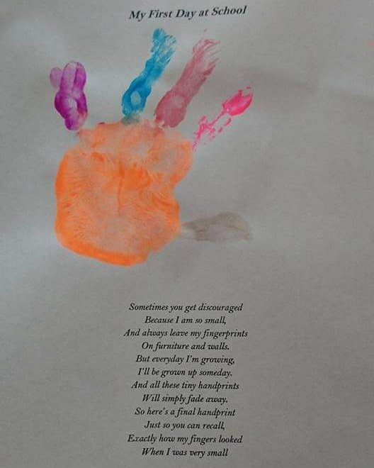 Go2Mamma's tweet photo. Do you remember your first day in school? This is my daughter's handprint from her first day 3 years ago. We made it at our kitchen table, the same place I planned my business. #FirstDayOfSchool #firstdayofbusiness
#celebrate #remember #irishbiz  #womensinspire #MakeItHappen https://t.co/6dLwzvC1dC