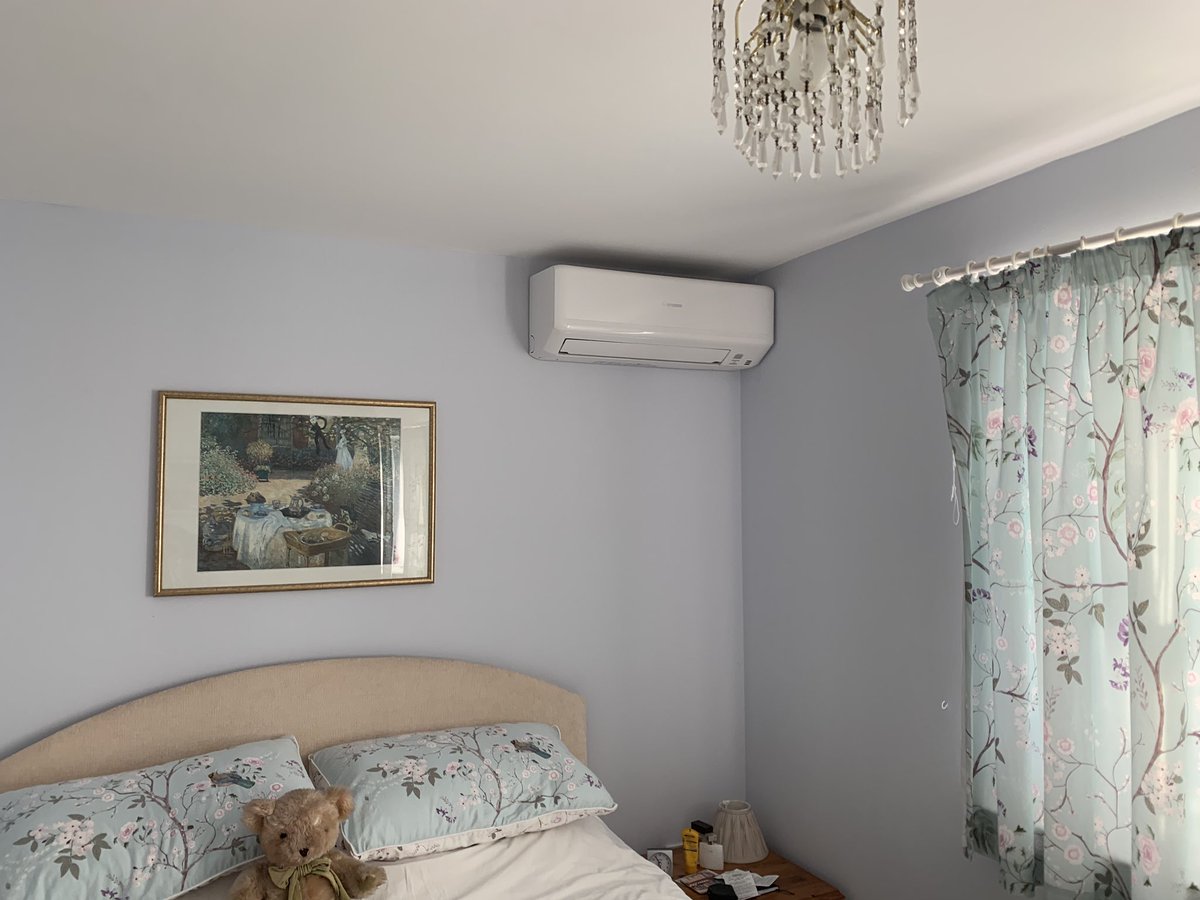 homecooluk's tweet photo. It might be late summer but still a great time to have your home Air conditioned, heat pump units ideal for all year round total climate control in the comfort of your home.#airconditioninglondon #cooling #heatpumps https://t.co/u0wyhPAknj