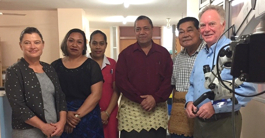 Microscope donation supports ENT health in Tonga. Full story in the latest #SurgicalNews: bit.ly/2ZlOPEH