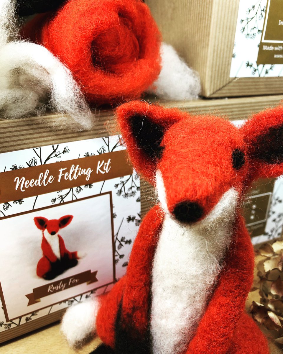 Featherfelts's tweet image. Our gorgeous Rusty Fox felting Kit 😍

#featherfelts #feltingkit #fox #yorkshire