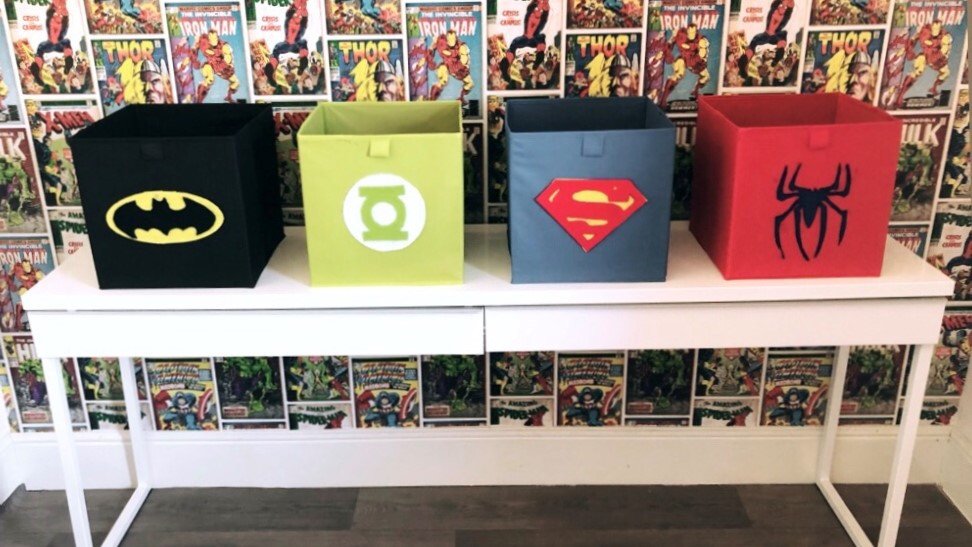 Need ideas and inspiration to design a #superhero bedroom for your little one? Check out these 5 easy decor ideas #marvel #bedroomideas #bedroomdecor #boysroom #diy teacupsandglitter.blog/2019/09/01/5-d…