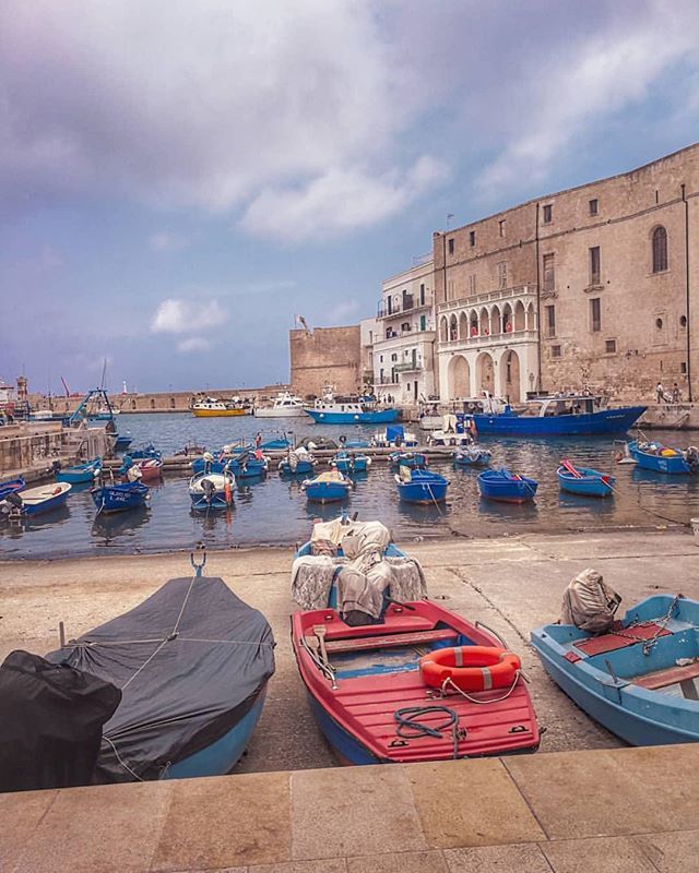 💫Puglia’s Page 💫
📲 Valid Tag #paesaggipugliesi
-
📷 Photo by @_debbbss ⛵ 🌊  M O N O P O L I ⛵ 🌊 
#weekend #saturdayinlove #monopoli #portodimonopoli #borghitalia #bellezzeitaliane #puglialove #puglia_mylove #italiasuperscatti #pugliastreetphotogra… ift.tt/2HzLADd