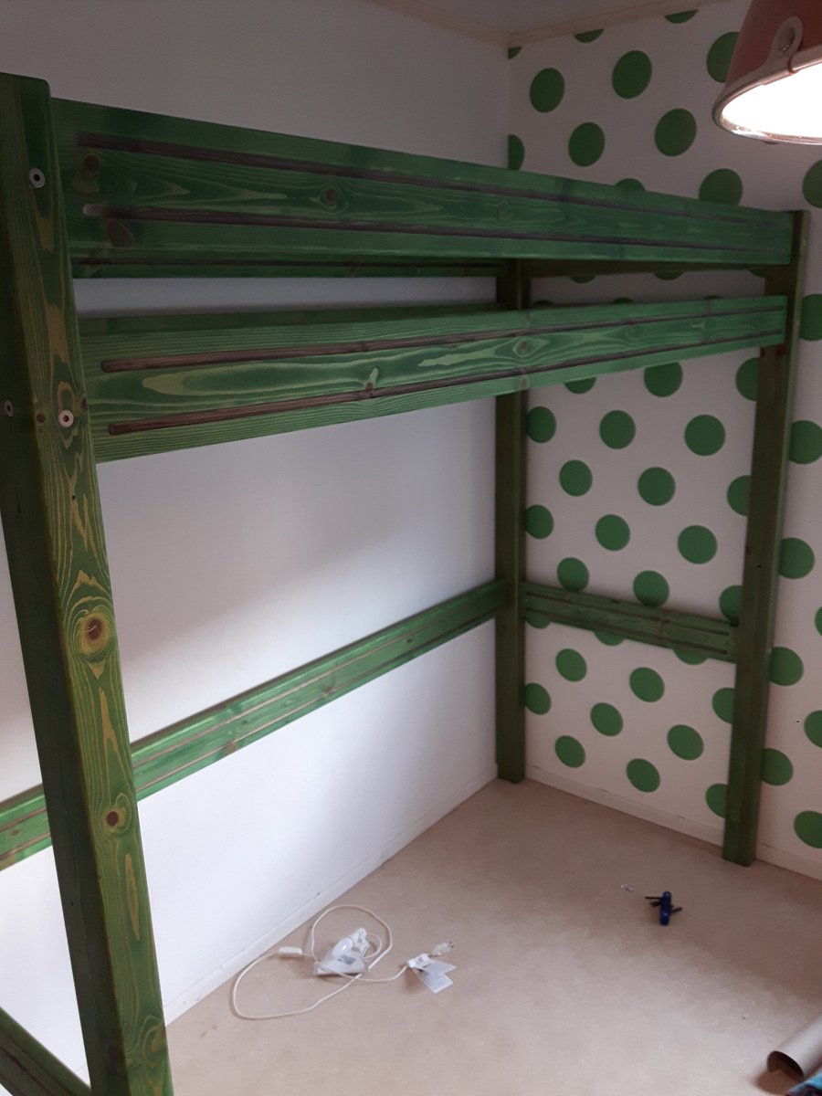 jussibara's tweet photo. Bed nr 2😁 + ladder.
#jussimakes #woodworking https://t.co/nk7MLcwzii