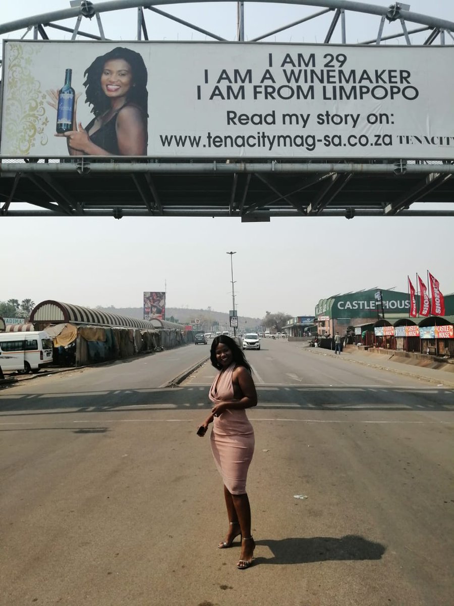 SiwelaWines's tweet photo. Thank you South Africa, for the support and choosing to walk this journey with me. 🙏🏾🇿🇦🍷 https://t.co/WMRV5EUQSp