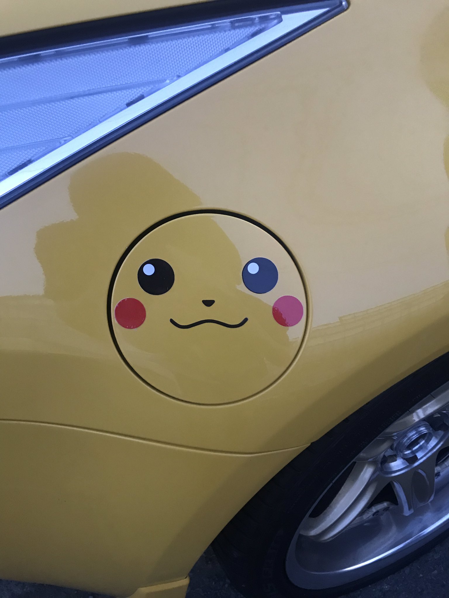 ちりめんちゃん 5歳 Junichi Masuda 増田さん 最近買った車がピカチュウカラーだったのでついついステッカー貼っちゃいました T Co Vmbvtwht Twitter