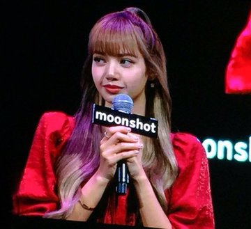 mnaEN's tweet photo. beautiful lisa
#LISA20MParty #LISA #LALISA
#BLACKPINK
#LisaBLACKPINK
#LalisaManoban
#NoLisaNoMoney
#BLACKPINKINMELBOURNE
#BLACKPINKinManila https://t.co/1eKd1XJDEA