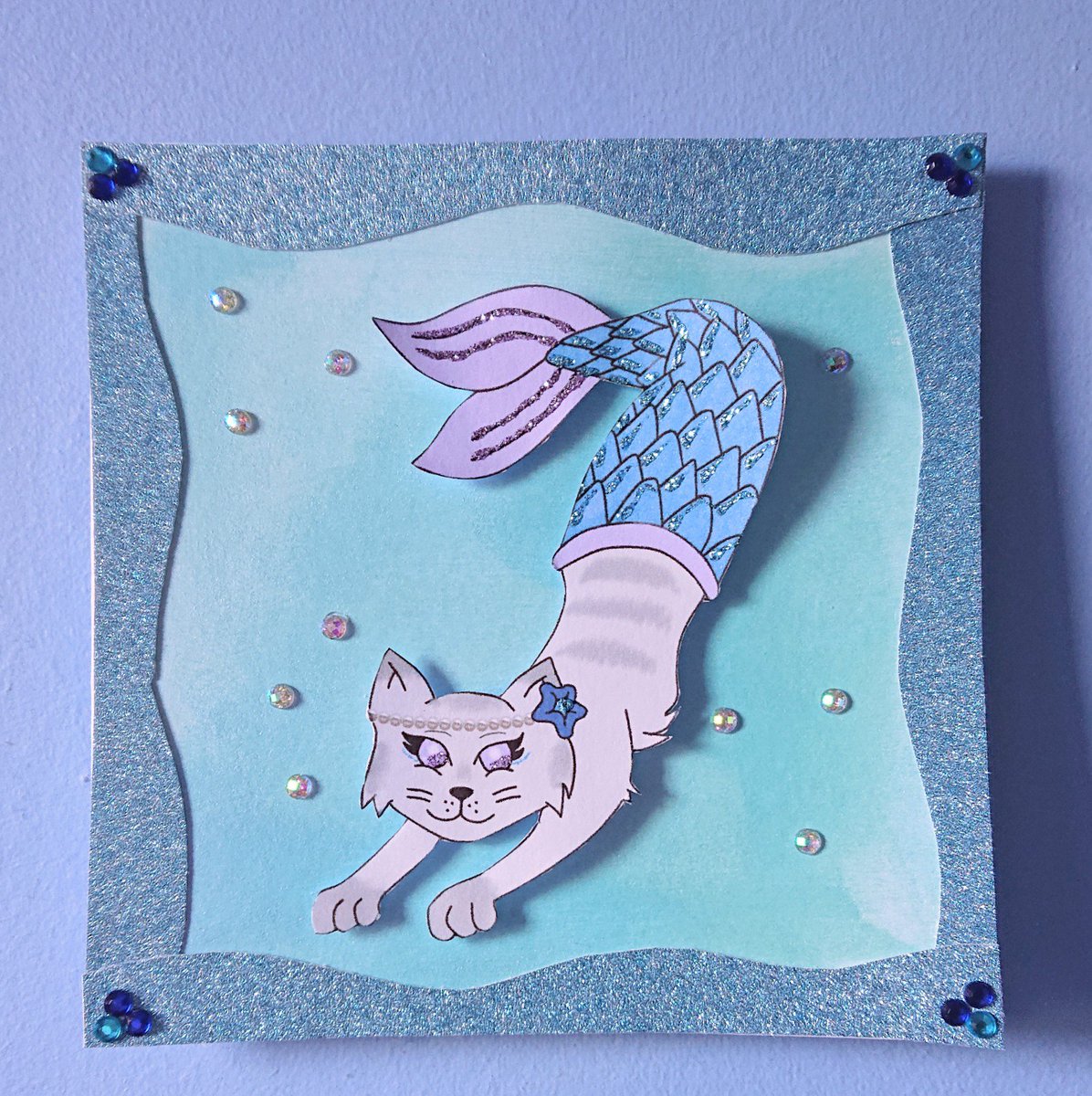 _Nique87's tweet photo. My Mewmaid cards are ready and will be selling at a con soon. Of course my new baby Precious has to make an appearance 😸
#cats #justcats #catart #cat #CatsOfTwitter #catclub #catlove #lovecats #kitty #kittykitty #kittycat #kittygirl #kittyworld #ragdoll #precious #mewmaid #cards https://t.co/u3akN55U30