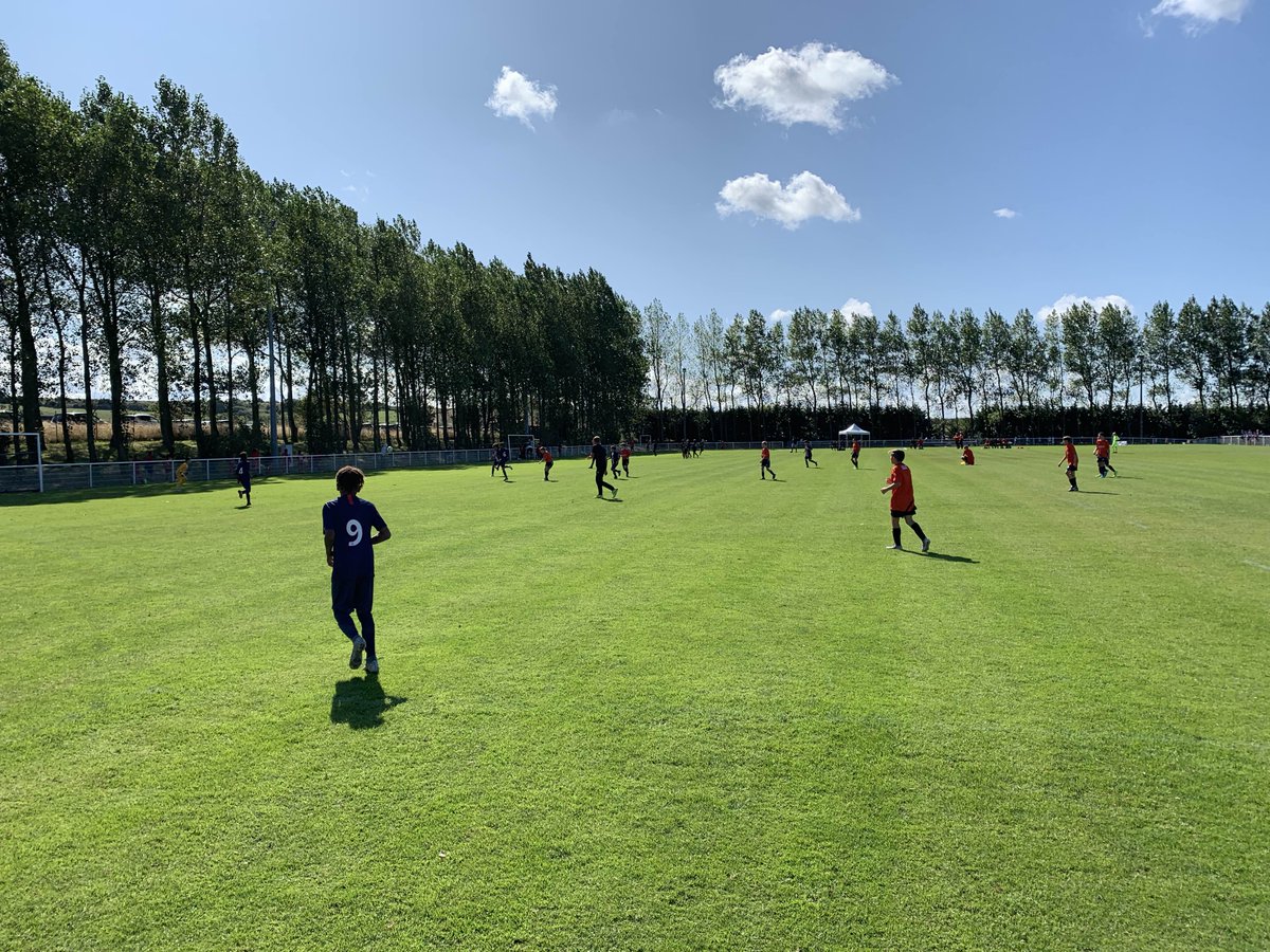 wwfcfdn's tweet photo. BREAKING NEWS! Our @zoomenterprises sponsored EDA U12’s squad just played again Paris Saint-Germain... and won 2-0. unbelievable goals saw Wycombe the victors! #PlayTheEDAWay #GoalsGoalsGoals #HardestWorkingTeam #FranceTour2019 https://t.co/qM4ENJoS0J