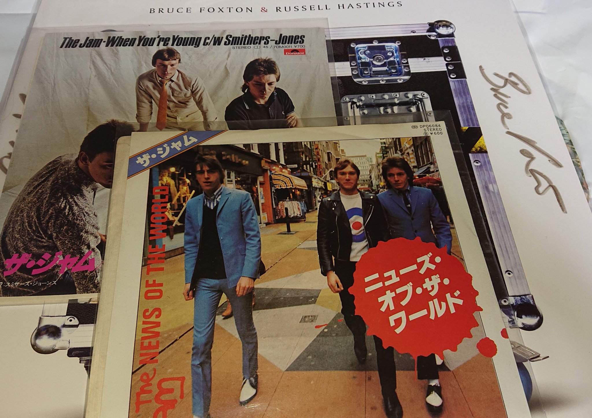 Happy birthday Bruce Foxton. 