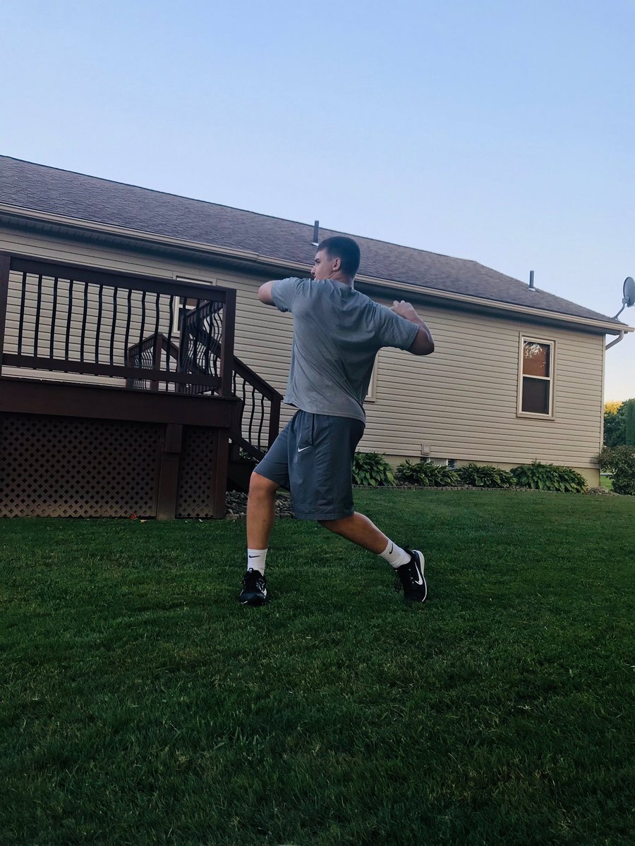 JorgeLeedham's tweet photo. Working on my hip to shoulder separation, and the mobility exercises are paying off. https://t.co/1c4zaoca8w