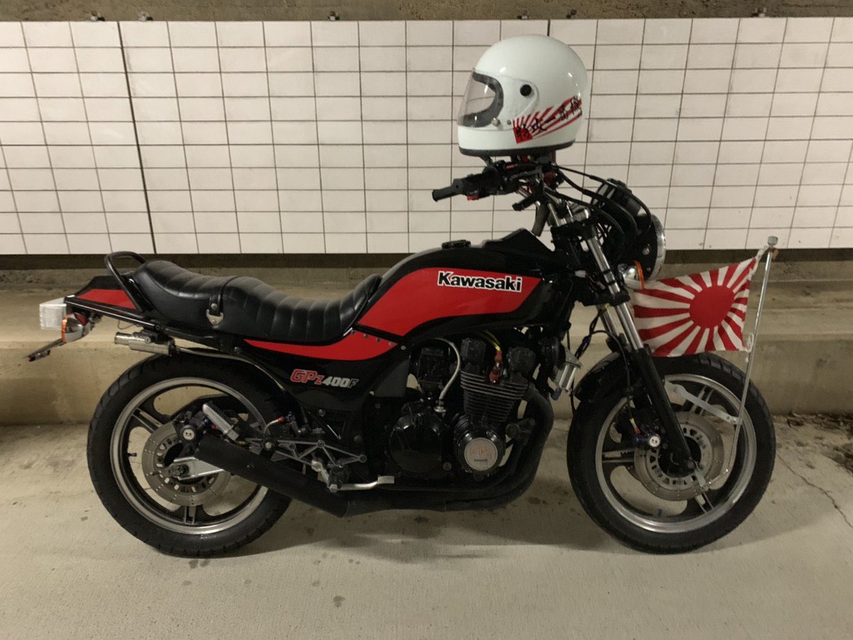 K02148320's tweet photo. #単車
#旧車
#交換希望
#ツースト
#400cc 
出来ればツーストがいいです！ https://t.co/ejeorj5heM