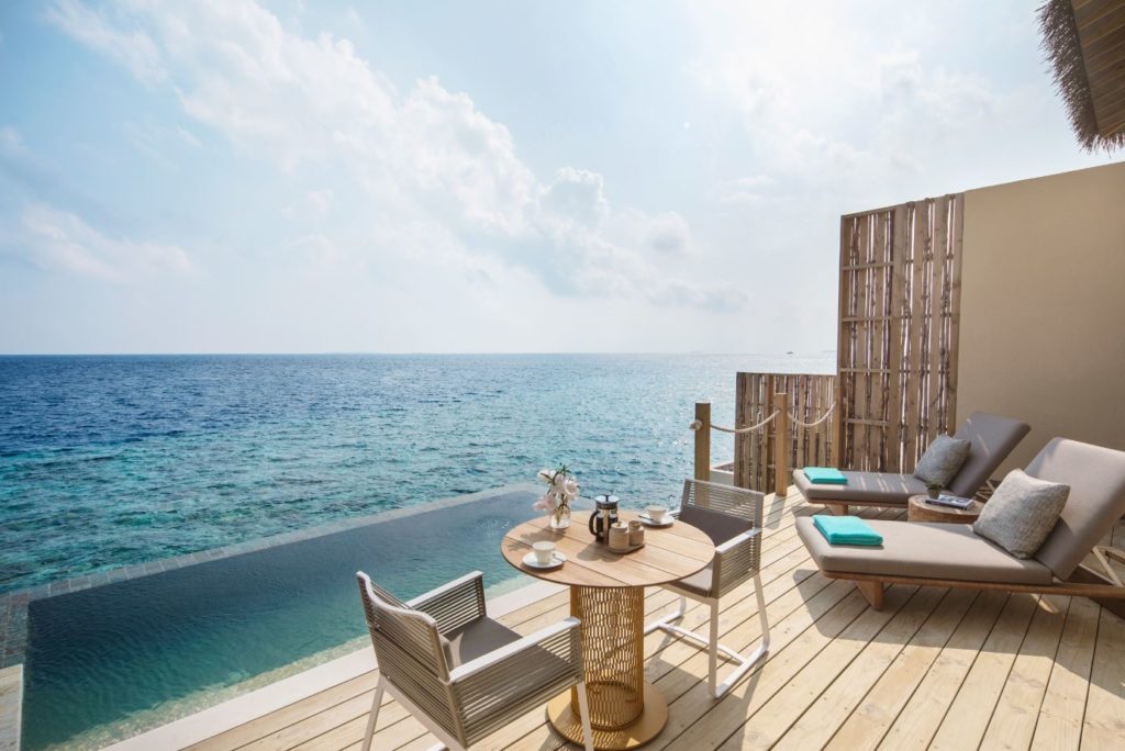 cppluxury's tweet photo. InterContinental Maldives Maamunagau Resort now officially open
https://t.co/epZJjweLnt
#IHG #InterContinental #InterConti #InterContinentalMaldives #Maldives #luxury #resort #luxuryresort #newopening @IHGCorporate @InterConHotels https://t.co/12USyAoRbC