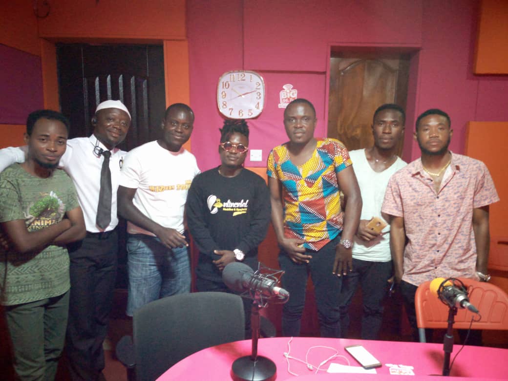ayaramzybGh's tweet photo. God bless you for making time with me @kwekubee_GH of #Big96.7fm 🙏🙏
#LifeAbrabo🔥 #RadioTour #Itslikethaat #LifeAbrabo🔥 https://t.co/4zyMppIT1C