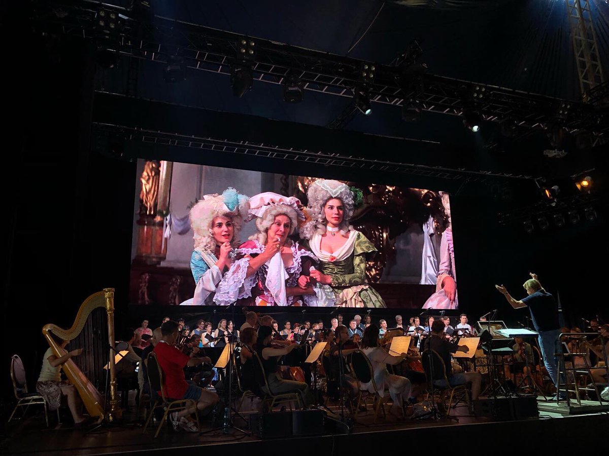 avexclassics's tweet photo. It’s been a pleasure to bring #AmadeusLIVE to Miloš Forman’s home nation as part of @soundtrack_fest in the Czech Republic this week. #amadeus #soundtrackfestival2019 #podebrady #milosforman #mozart #filmwithliveorchestra #justtherightamountofnotes
🎻🎬🎻🎼🎻🇨🇿🎻🎼🎬🎻 https://t.co/DFw9BEt1eB