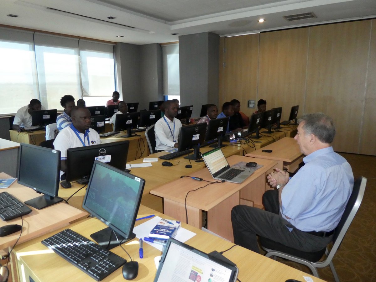 MpexInt's tweet image. @mPEXint staff @CliveLightfoot and @Centenarybank loan officers from the districts of Wakiso, Mpigi, Kayunga and Mukono attended a training of trainers with mPEX banking consultant James Weaver on the mPEX tool for seasonal business management. #financialinclusion