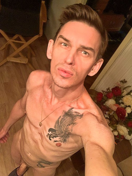 С первым днем осени 😜 https://t.co/6h3m2VhP9u https://t.co/twrdG2hWNK