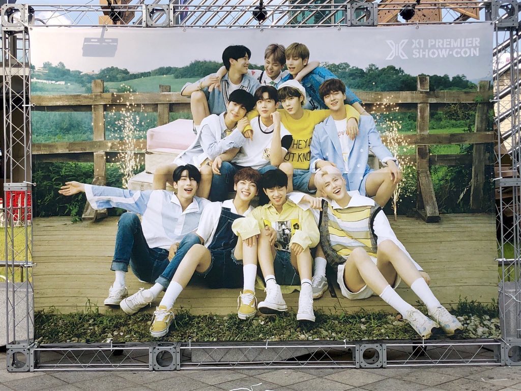 chdrhdrP124's tweet photo. 엑스원 플래시
엑스원 괜찮아요
엑스원 웃젤예
엑스원 리얼리티
엑스원 직캠
엑스원 애교
엑스원 셀카
엑스원 사랑해
#엑스원_비상_퀀텀리프
#엑스원_초동_40만돌파 
#엑스원_원잇_영원히_함께해
#엑스원_데뷔_성공적
#엑스원_꽃길만_걷자 https://t.co/yzGqXnPU6J