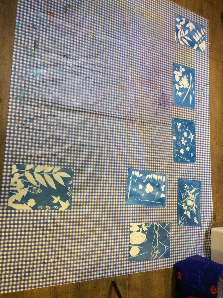 GraftLancs's tweet image. Had a great morning workshop with @theovass - now come join us on the Quay for @ShonaghShort‘s tea party! Loads of fun and games, including semaphore performance at 3.15 by the railway bridge