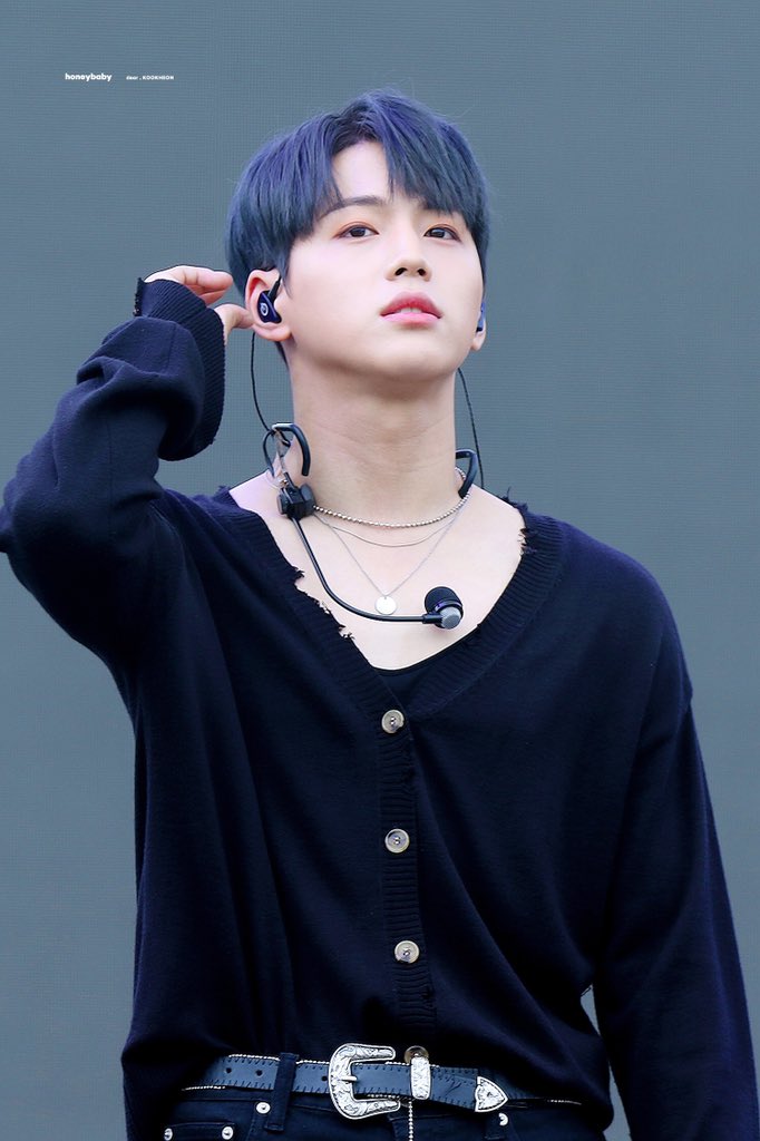 970415net's tweet photo. 190901 🍃🍃#김국헌 #국헌 #KOOKHEON https://t.co/WxV9Vlbkbp