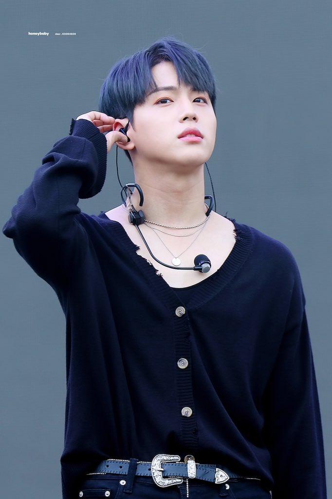 970415net's tweet photo. 190901 🍃🍃#김국헌 #국헌 #KOOKHEON https://t.co/WxV9Vlbkbp