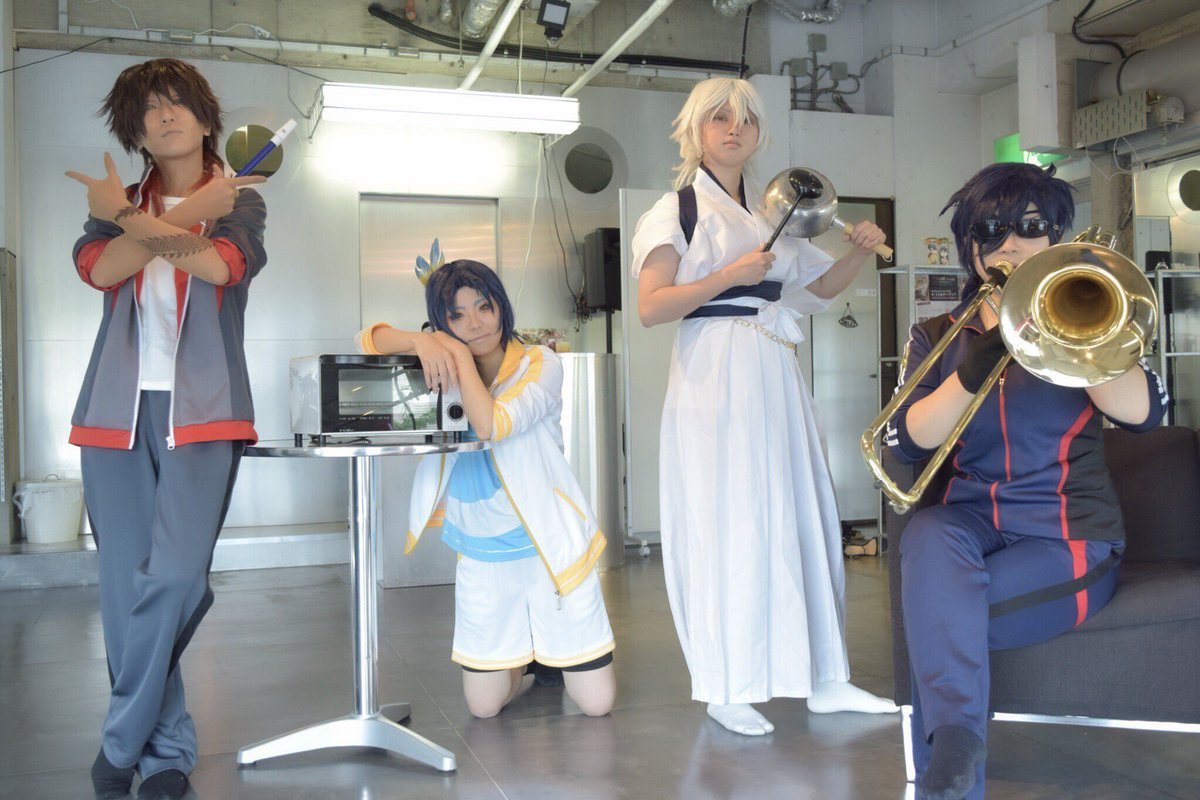 斎藤海彩は賢者とお友達になりたい Cosplay 伊達組 伊達による伊達の演奏会 記念撮影ver 担当楽器 燭台切光忠 バストロンボーン 太鼓鐘貞宗 オーブントースター 鶴丸国永 片手鍋 おたま 大倶利伽羅 スライドホイッスル