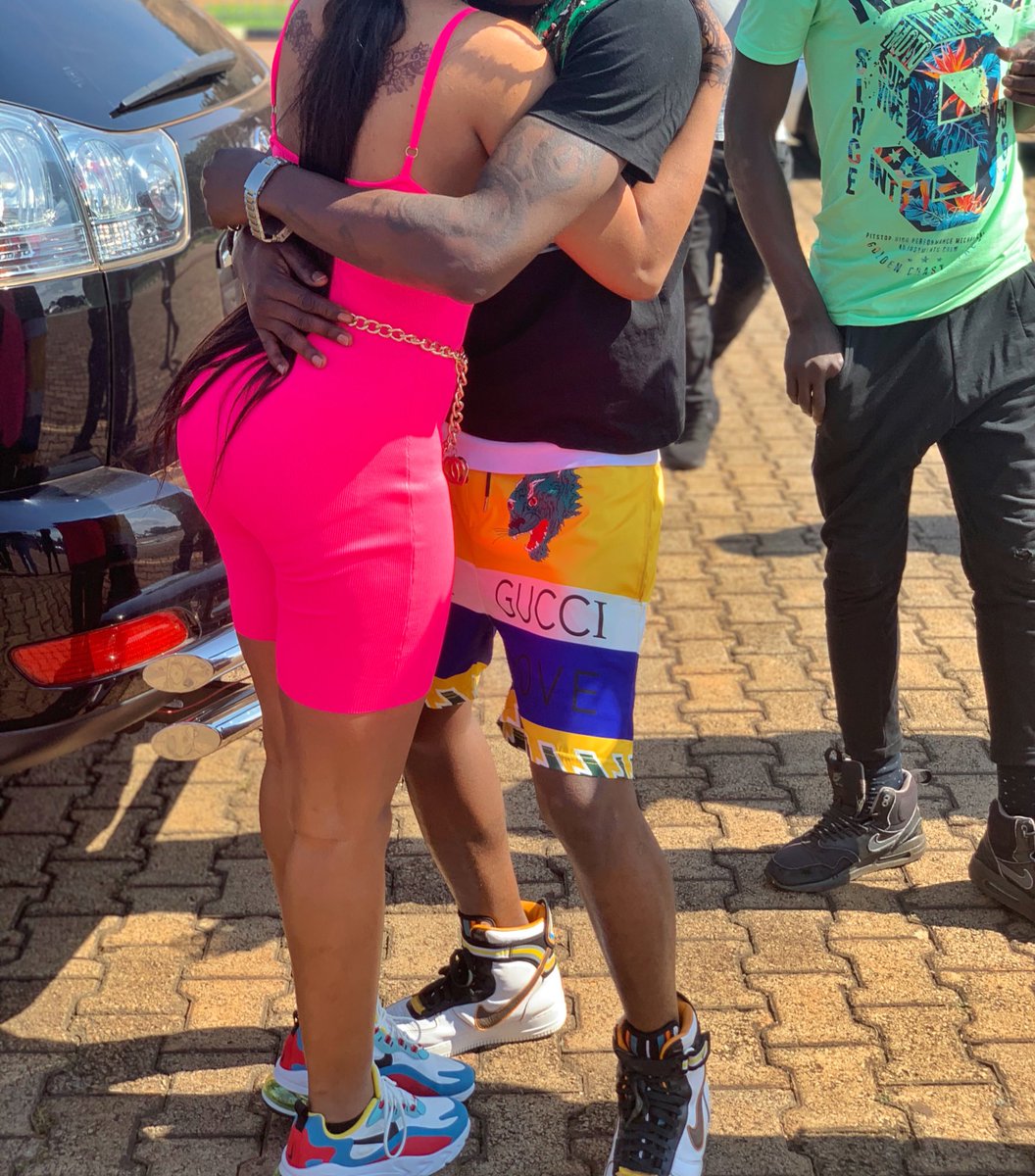 𝐒𝐏𝐈𝐂𝐄 𝐃𝐈𝐀𝐍𝐀 tweet media