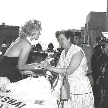 Clubpassionmar2's tweet photo. #marilynmonroe #clubpassionmarilyn #atlanticcity #missamericapageant https://t.co/CPbzmX1KQM