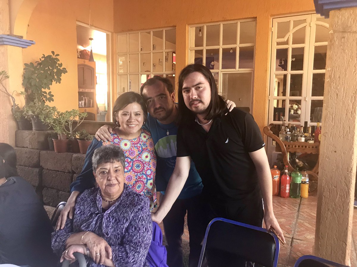 UrologiaHGM's tweet photo. MB’s Vs residentes partido anual de urología 105 Hospital General de México @mimalavi @smumexico @sonda_foley https://t.co/wFZpCIznZh
