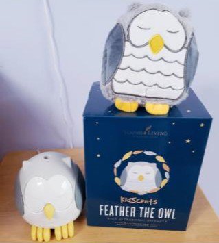 Meet Mr. Feathers, Young Livings newest addition to the kids scents line!! Its a diffuser, night light and sound maker all in one! #younglving #younglivingessentialoils #yl #toxicfree #kids #kidscents #oillove #owl #nightlight #diffuser #soundmaker