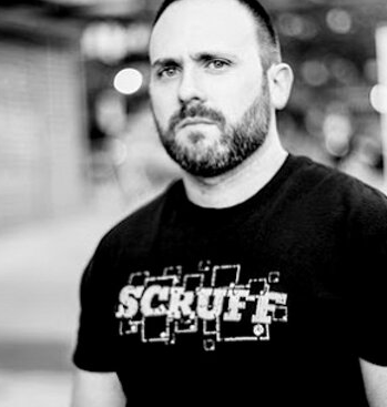 RetroArgelander's tweet photo. September, the 1st. Born on this day (1976) BABYDADDY. Happy birthday!! #babbydaddy #scissorsisters @scissorsisters @TangfasticMan https://t.co/Q7FTIKhUYA