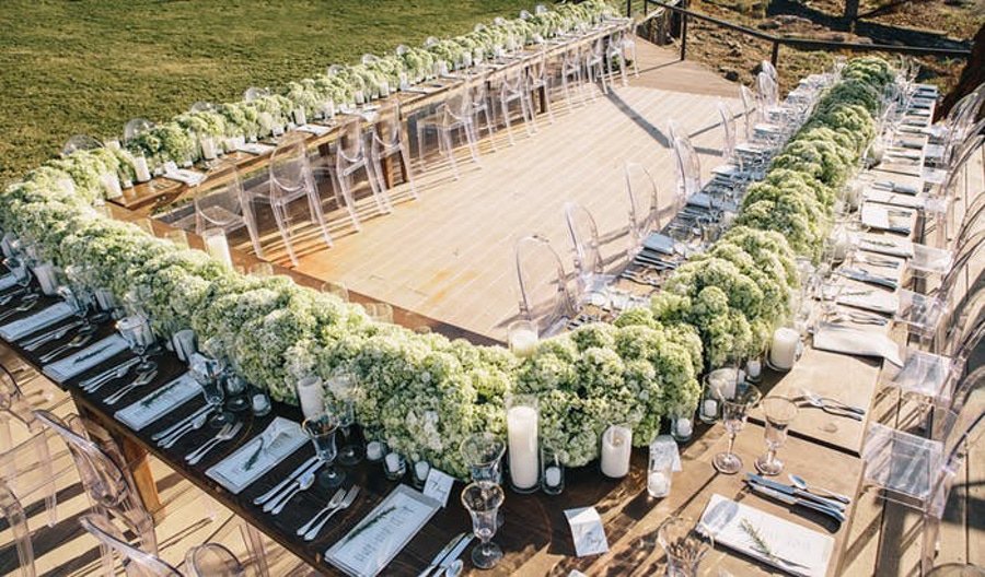 PartySlate's tweet photo. See how the shape of your party table can completely transform your event: https://t.co/r9fPxq736D
.
.
#partytable #weddingtable #weddingtablescape #eventtable #tabledecor #tabledesign #tablescape #weddingideas #partyideas #eventdesign #babysbreath https://t.co/CVeMvJP1N2