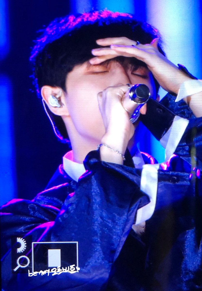 bemyoffbeat96's tweet photo. 190901 #김재환 #재환 💙💙💙 https://t.co/O0yVeHQz2H
