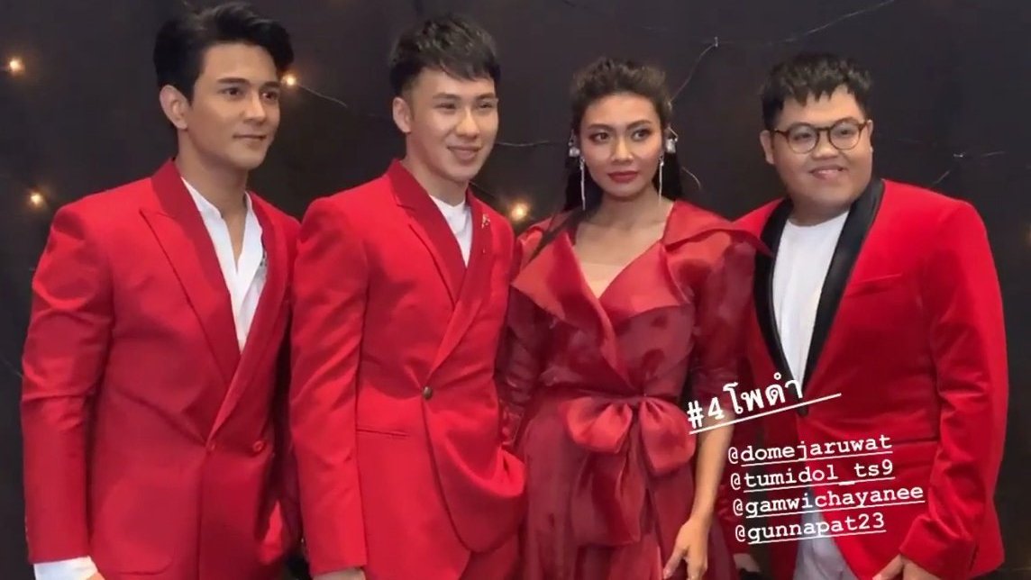 NopparatRos's tweet photo. ดีใจที่ได้เห็นสี่โพดำอยู่ด้วยกันอีกครั้ง คิดถึง 💓❤💙💚 #4โพดำ https://t.co/OKBpChAmca