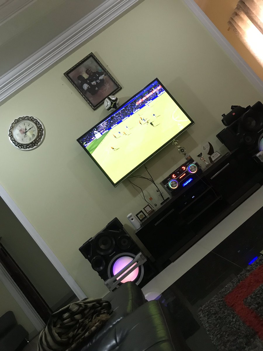 fataud1's tweet photo. I’m convinced English football league is the best on earth👍⚽️🇬🇧 

#Speed
#Power
#Strength
#Quicktransitions

I’m enjoying all Everton vrs Wolves https://t.co/Pmju34xEIc