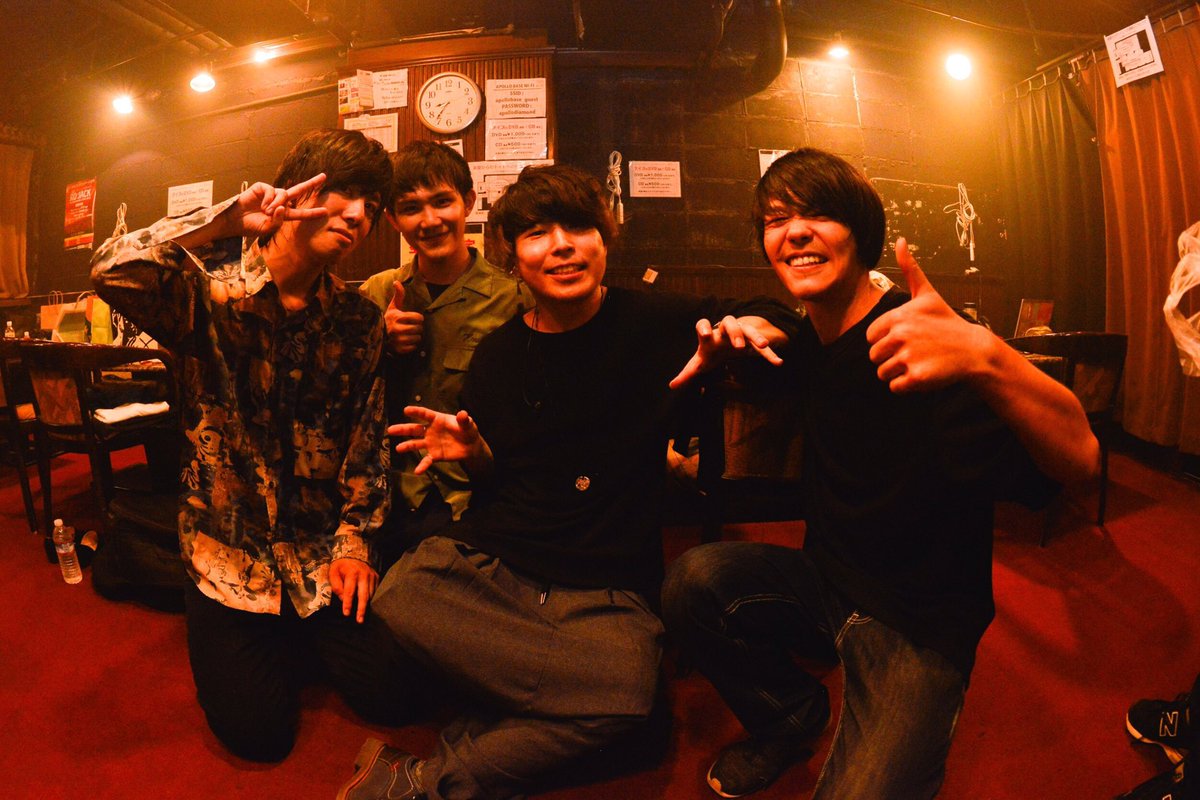 hlnzm_f's tweet photo. 2度目のアポロベイスワンマン
ありがとうございました。

各所連絡返せてない方々はゆっくり返します。すんません。
来てくれたバンドマンの仲間たちもありがとう。
明日楽しみにしてます！って連絡、すげー心強かった。
なにも間違ってなかったんだきっと。

ほーーーんまにありがとね。 https://t.co/otpen5JkeF
