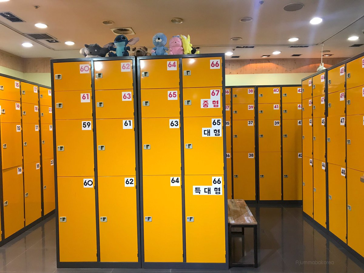 ajummabakorea's tweet photo. #รีวิวเกาหลี 🇰🇷 ร้านฝากกระเป๋าบริการดี้ดี สถานีฮงอิค เดินไปทางออก9 ร้านอยู่ชั้นใต้ดิน 1 step 
> มีให้เลือกหลายไซส์ใหญ่แค่ไหนก็ฝากได้ 
> สตาฟพูดภาษาอังกฤษได้
> ราคาล็อคเกอร์เล็กสุด 4 ชั่วโมงแค่ 1,000 วอนเท่านั้น เหมาทั้งวัน 3,000 วอน
>สามารถเข้ามาได้ 24 ชั่วโมง
> มาได้เลยไม่มีเต็ม https://t.co/i2Ii45JnWm